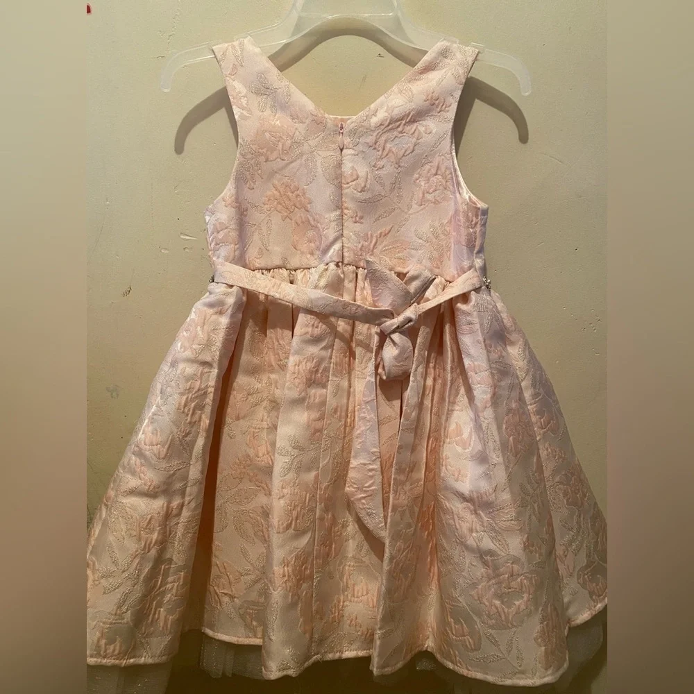 Light pink dress